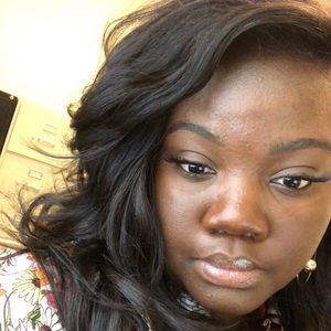 Meet your Posher, Quinta